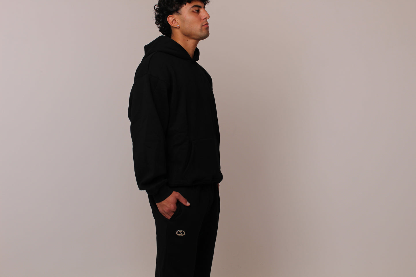 Essential Straight Leg Sweatpants Black