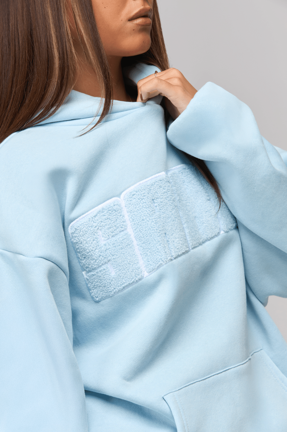 CHENILLE LOGO HOODIE BLUE